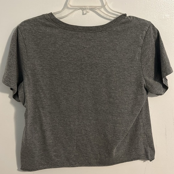 Alice and wonderland Tea Time with Friends Gray Graphic Crop Top Size XL Disney - Picture 3 of 4